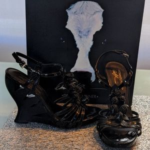 Donald J Pliner Black Patent Leather Wedge Size 9
